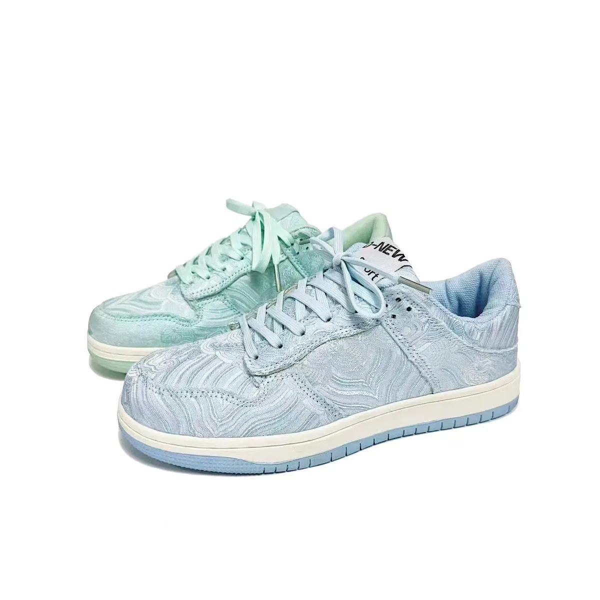 2024 New Blue Silk Chinese Style Sneakers – Breathable Unisex Sporty & Casual Couple Shoes