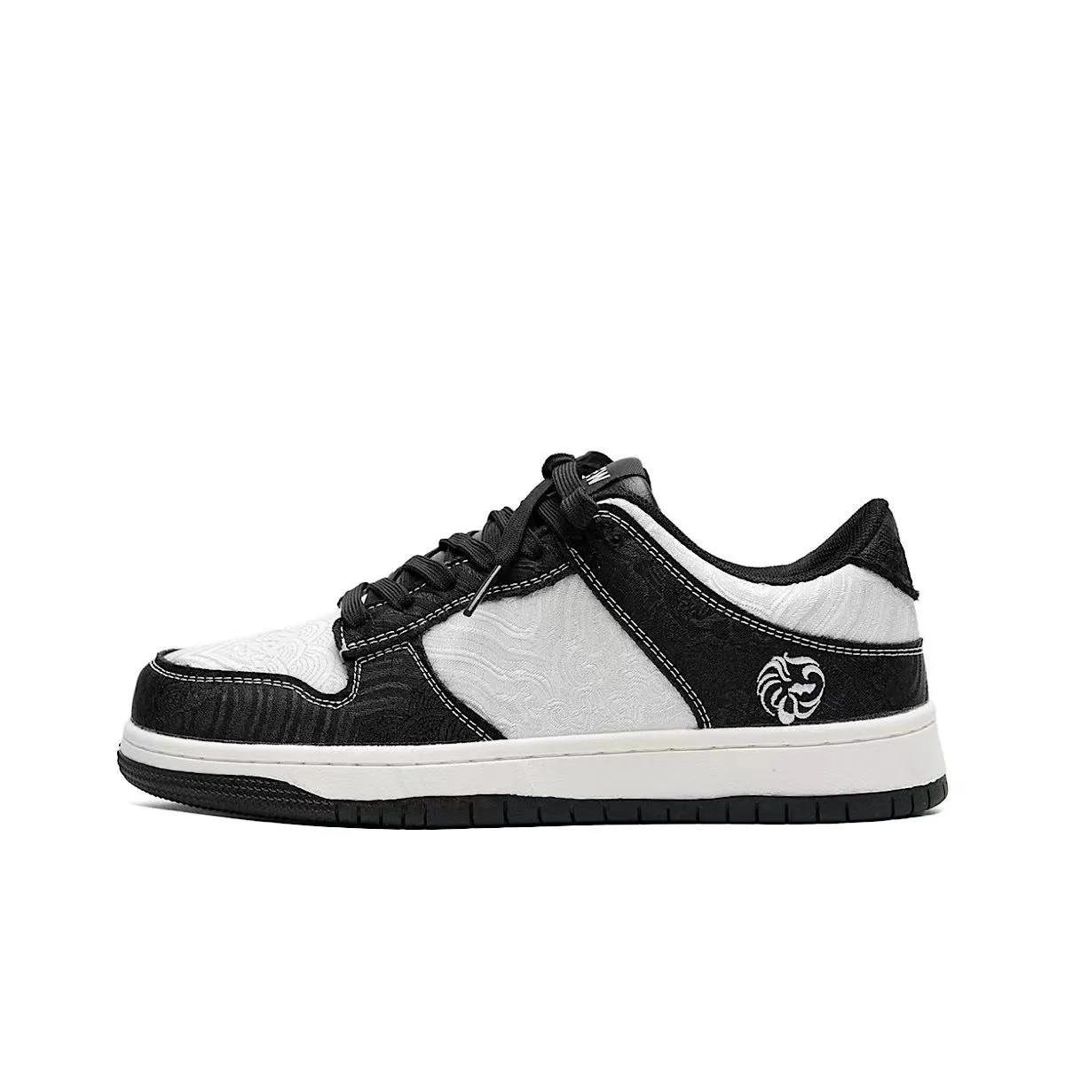 2024 New Blue Silk Chinese Style Sneakers – Breathable Unisex Sporty & Casual Couple Shoes