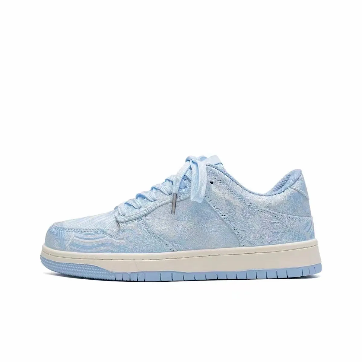 2024 New Blue Silk Chinese Style Sneakers – Breathable Unisex Sporty & Casual Couple Shoes