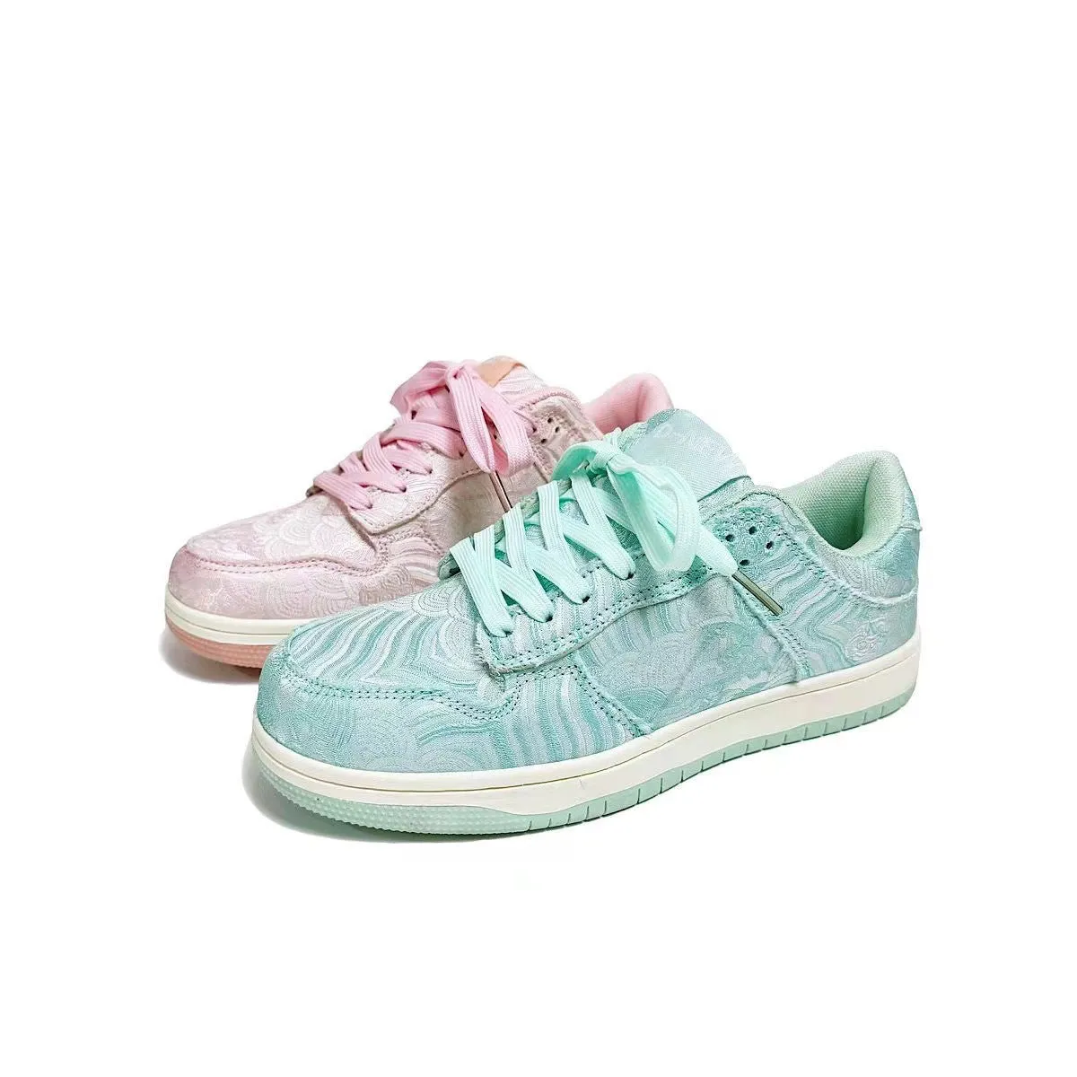 2024 New Blue Silk Chinese Style Sneakers – Breathable Unisex Sporty & Casual Couple Shoes