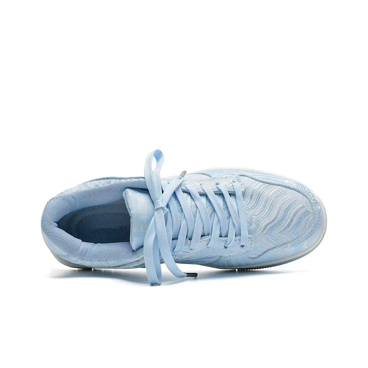 2024 New Blue Silk Chinese Style Sneakers – Breathable Unisex Sporty & Casual Couple Shoes