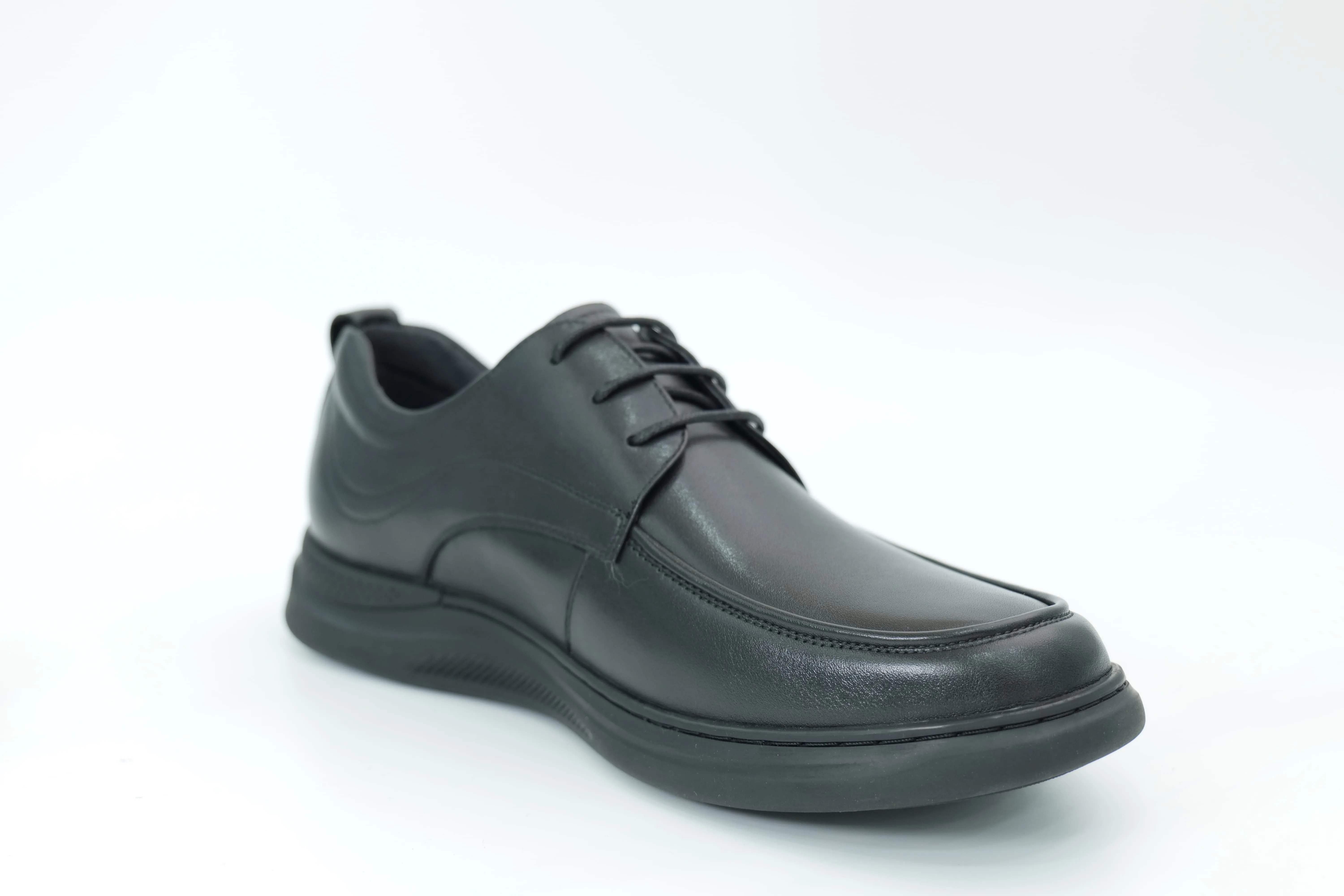 Casual shoes