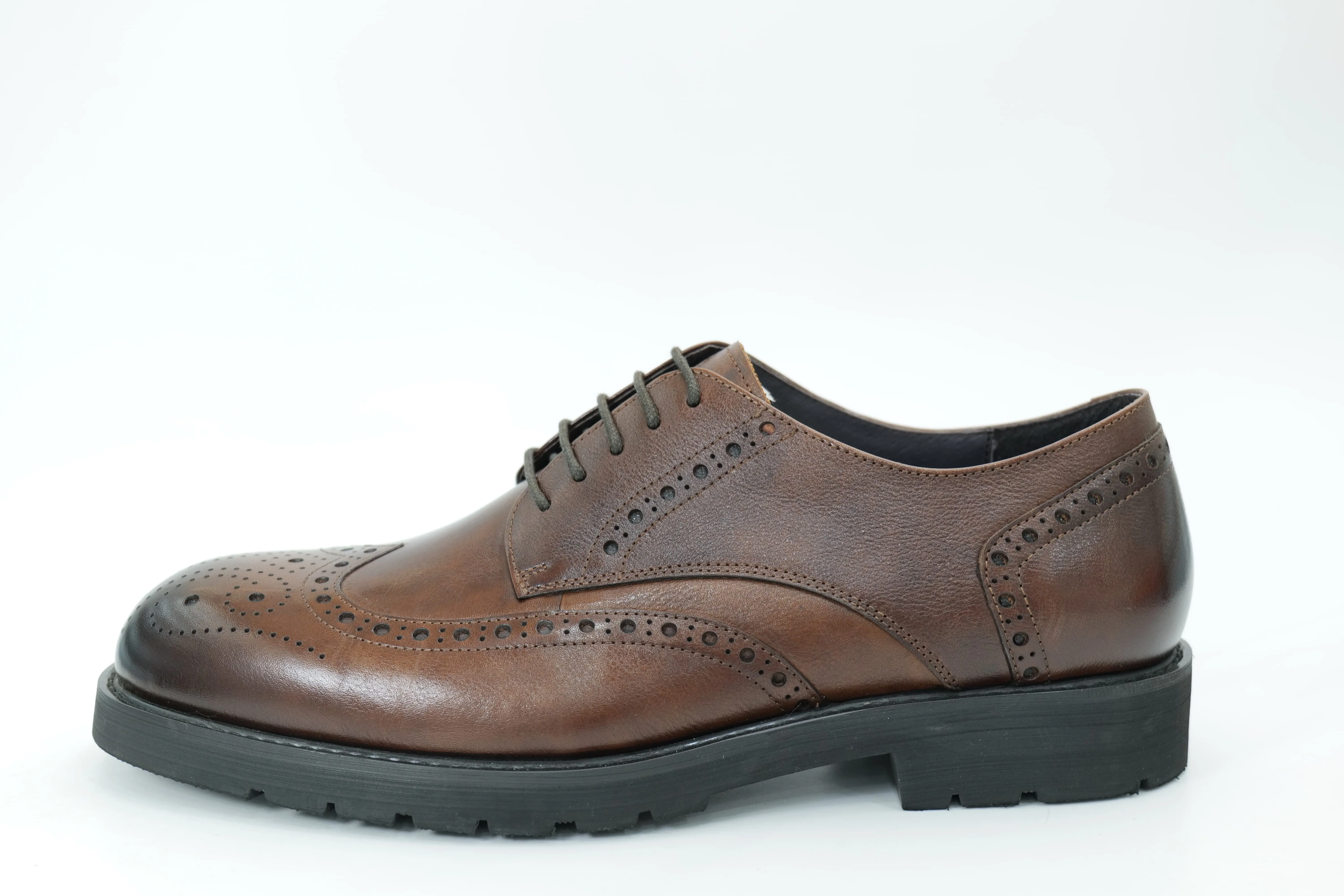Casual shoes