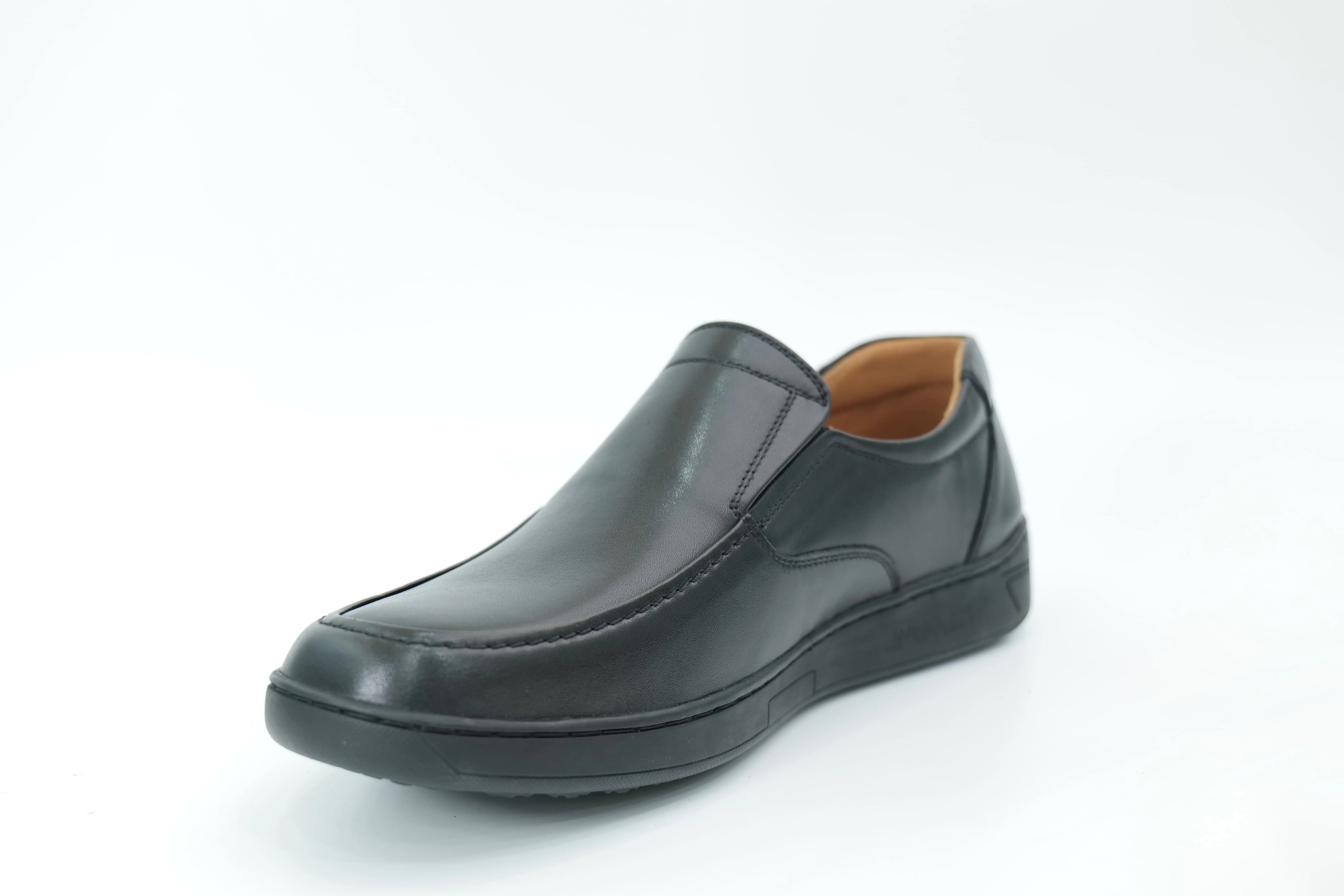 Casual shoes