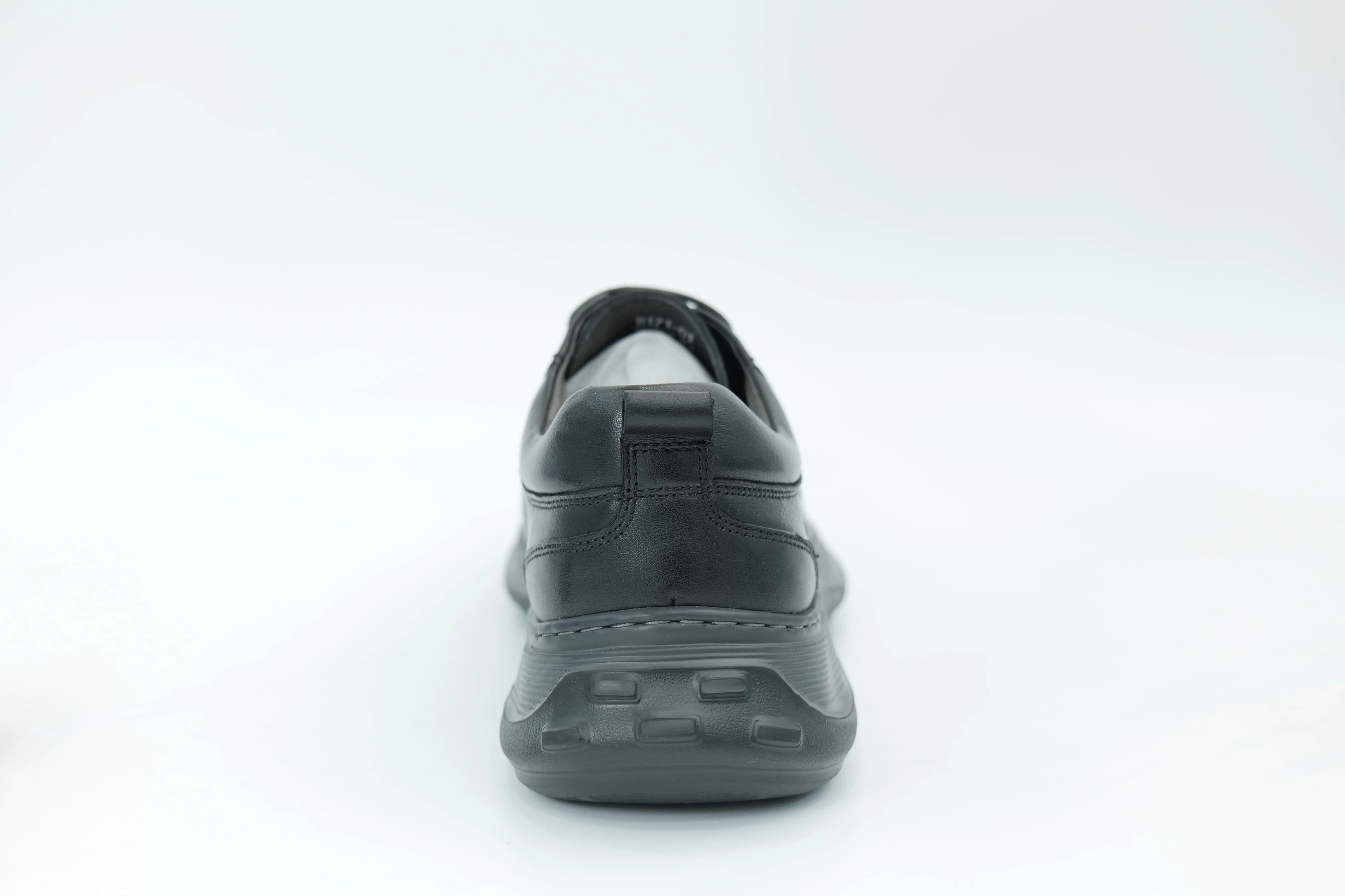Casual shoes