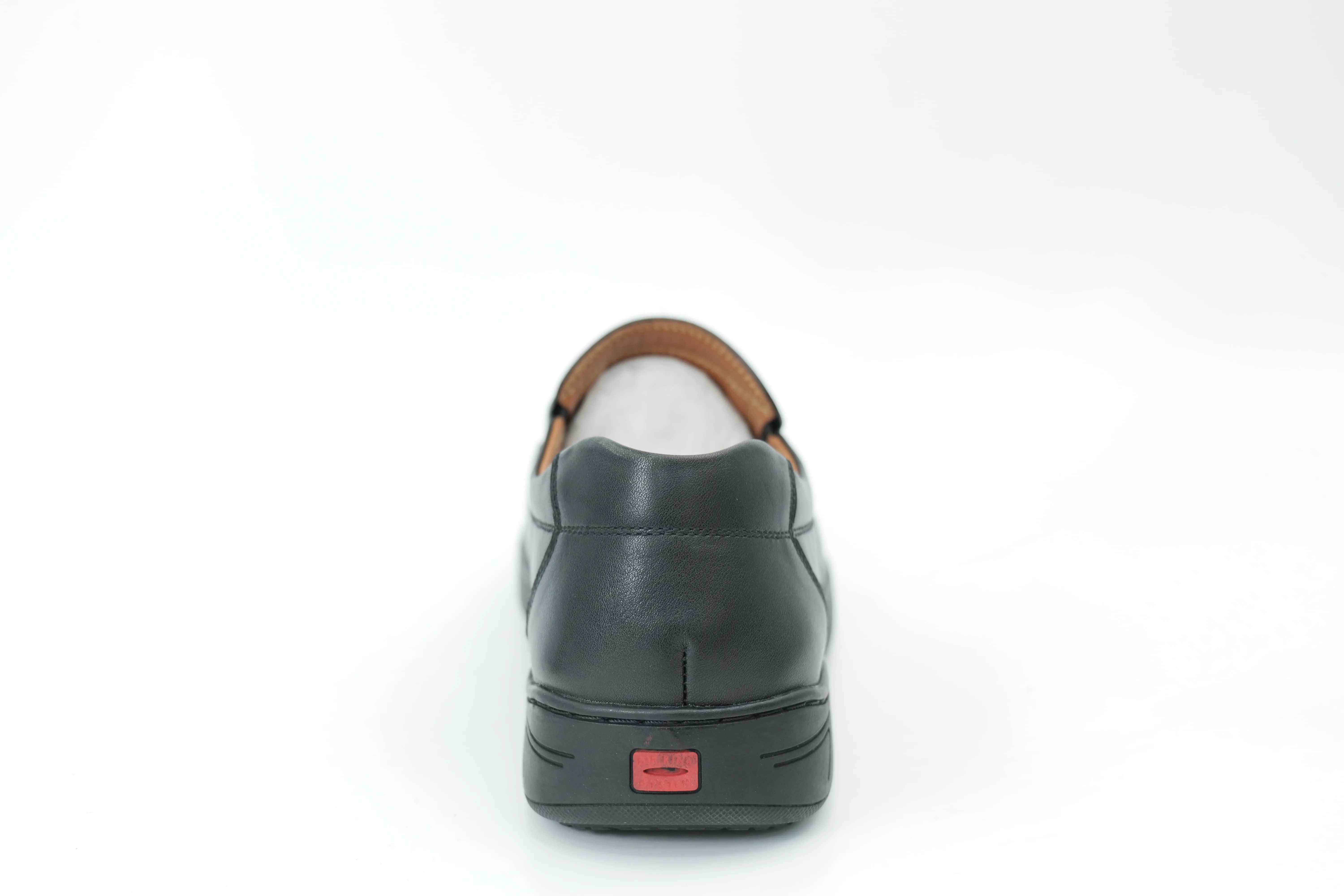 Casual shoes