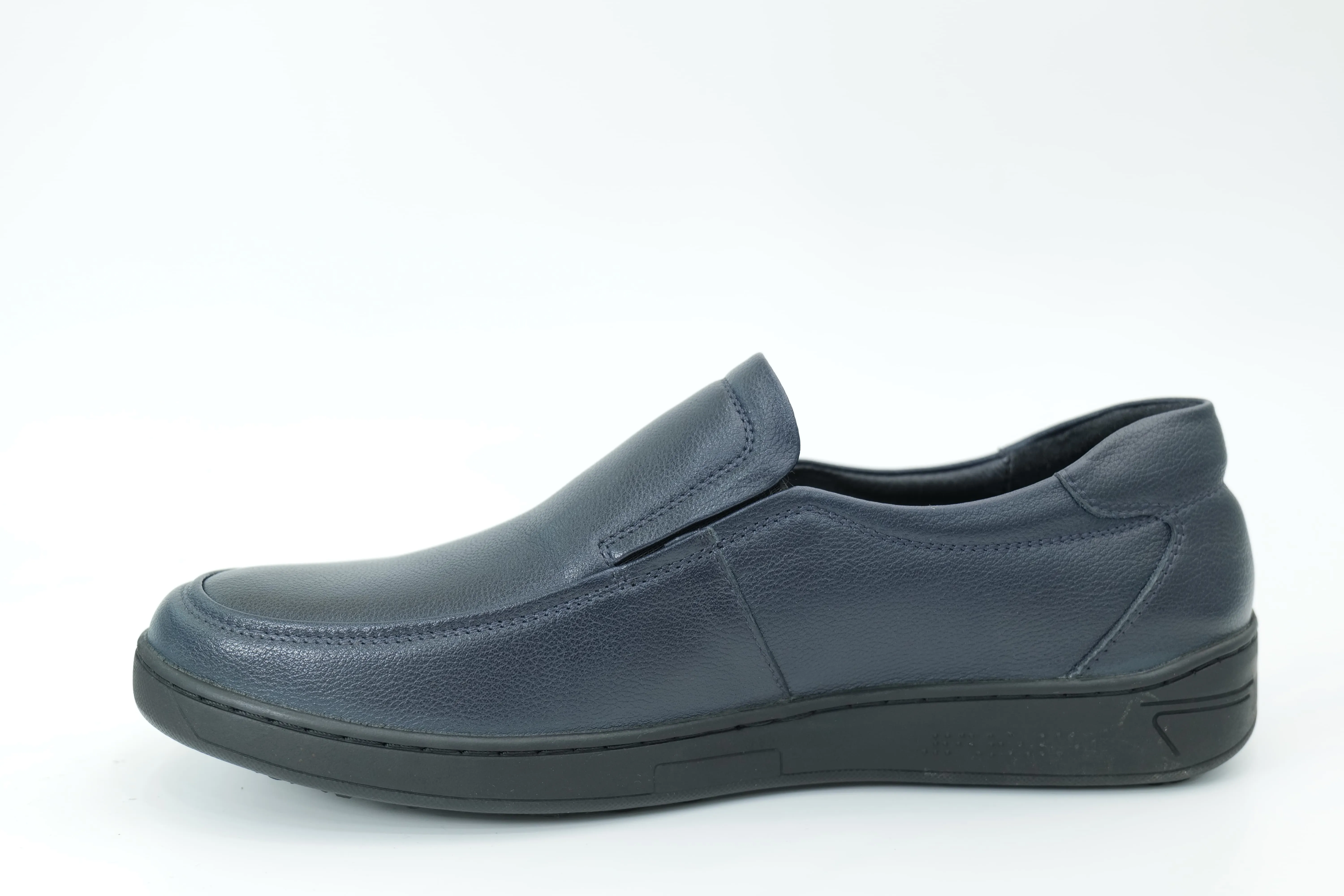 Casual shoes