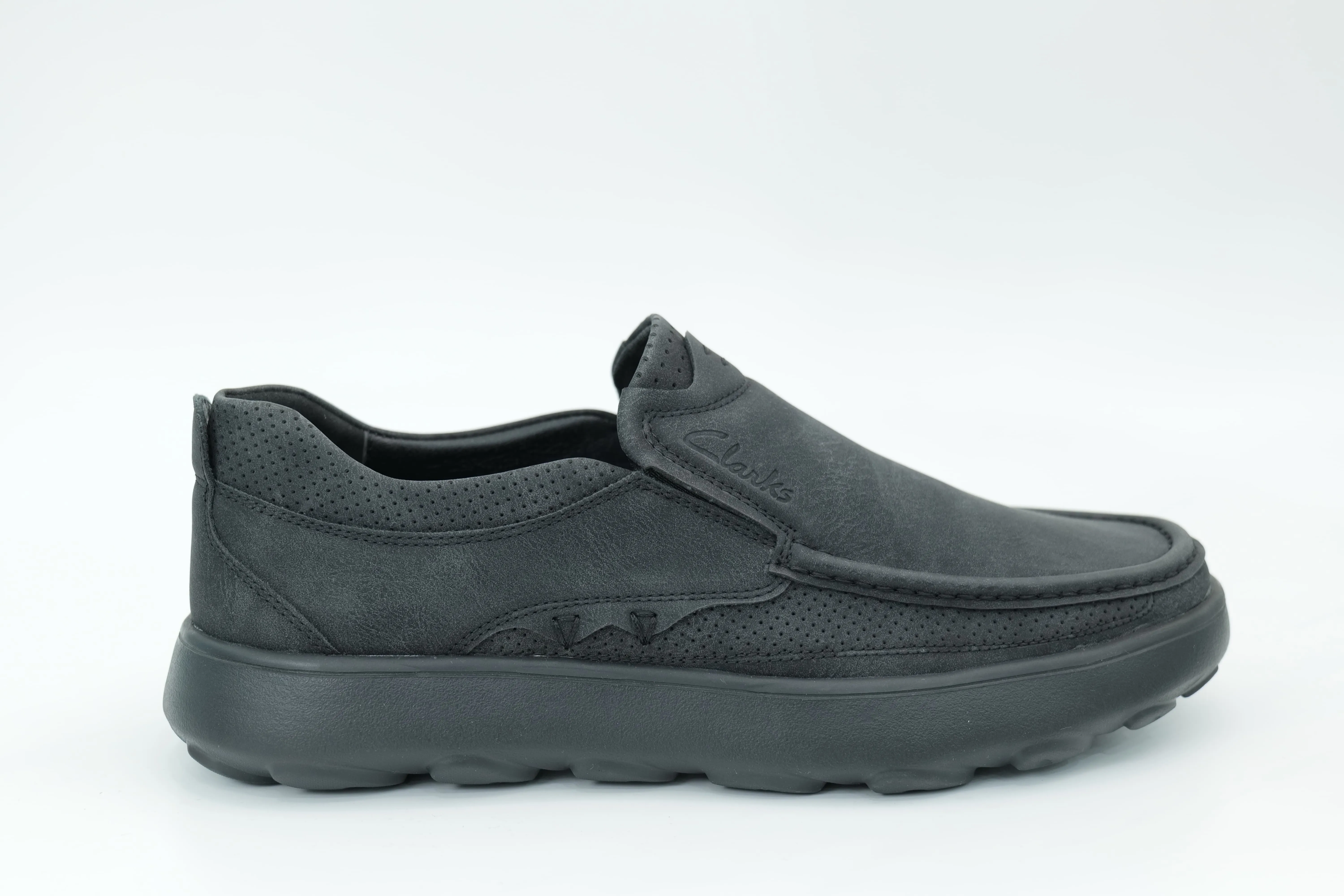 Casual shoes