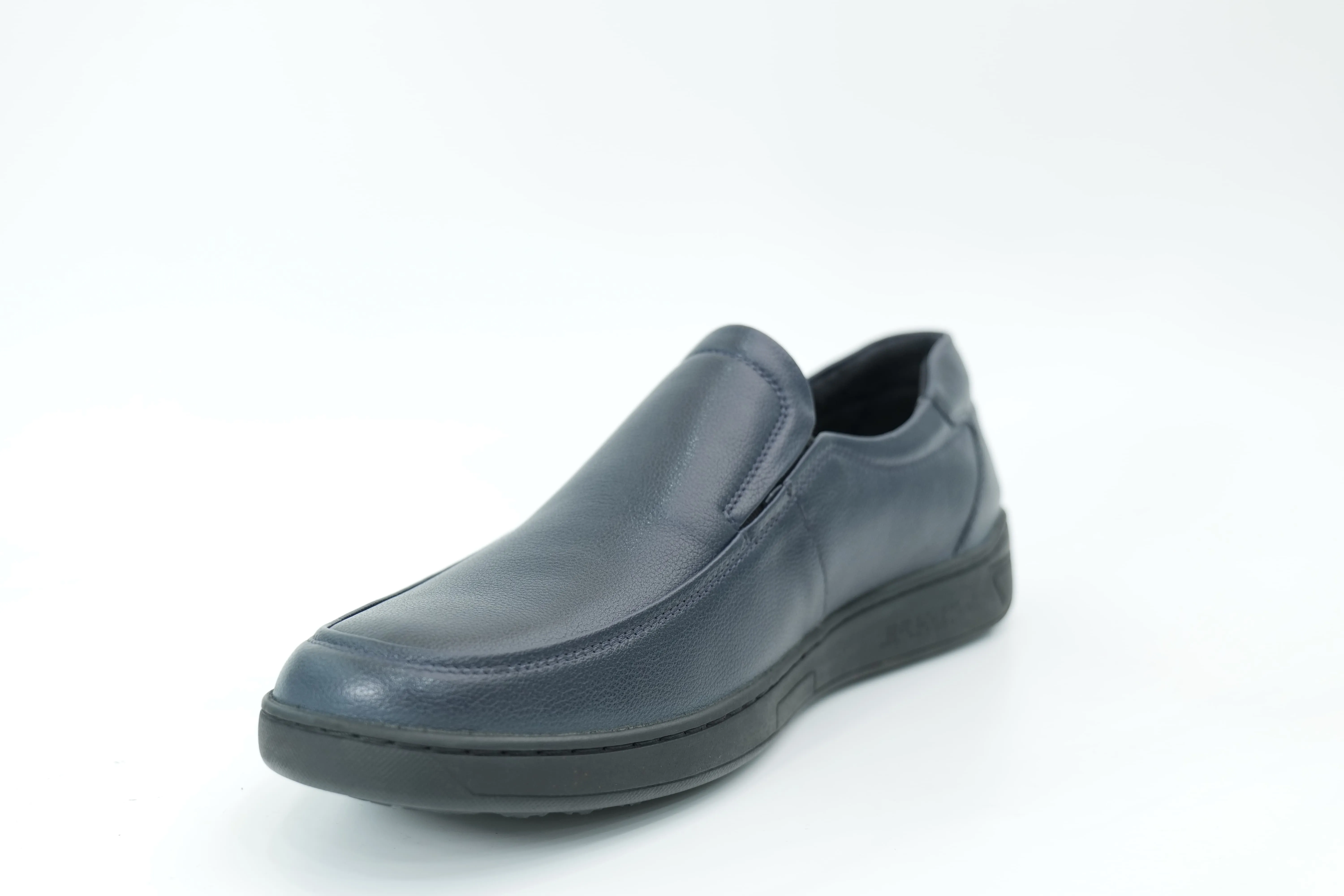 Casual shoes