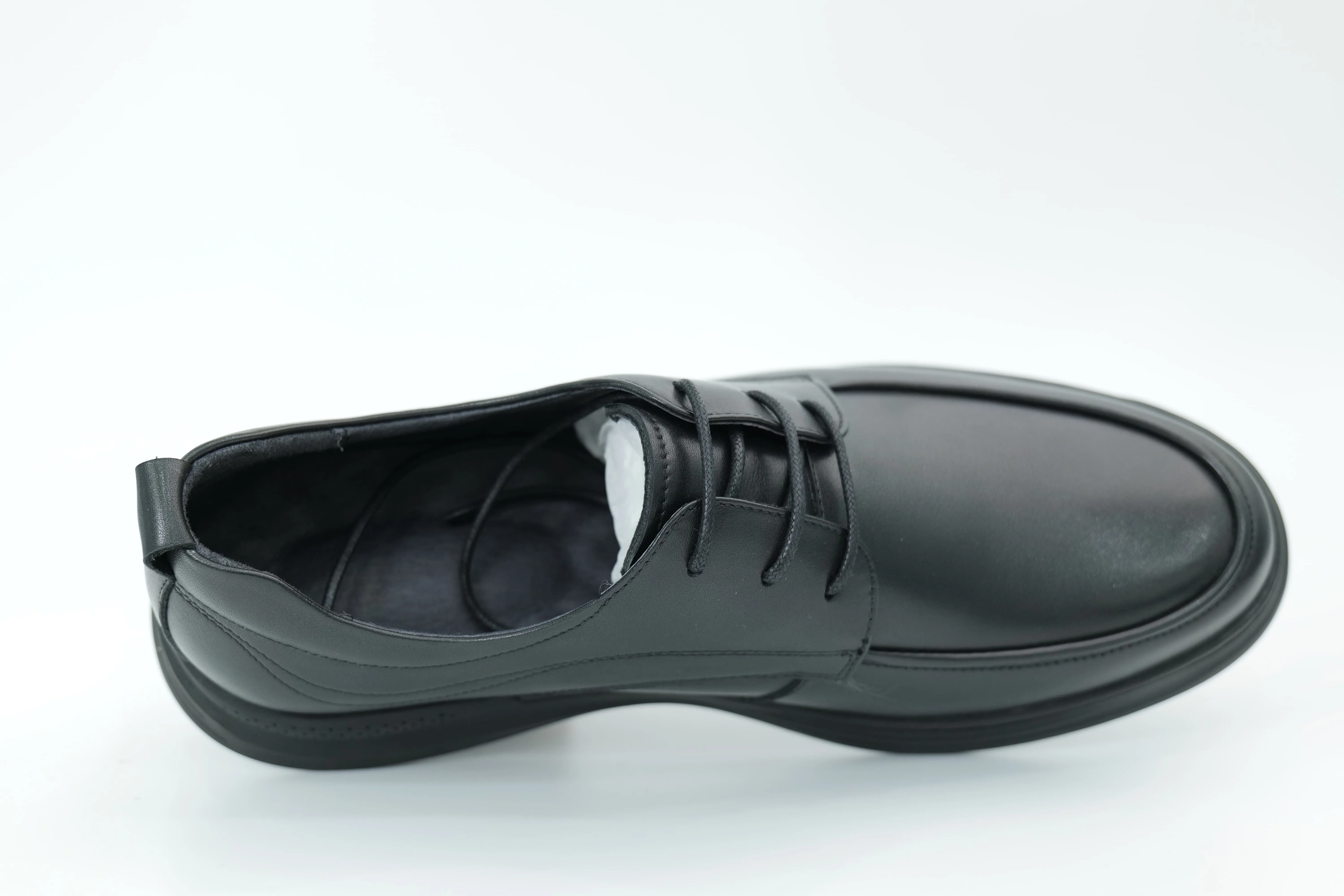 Casual shoes