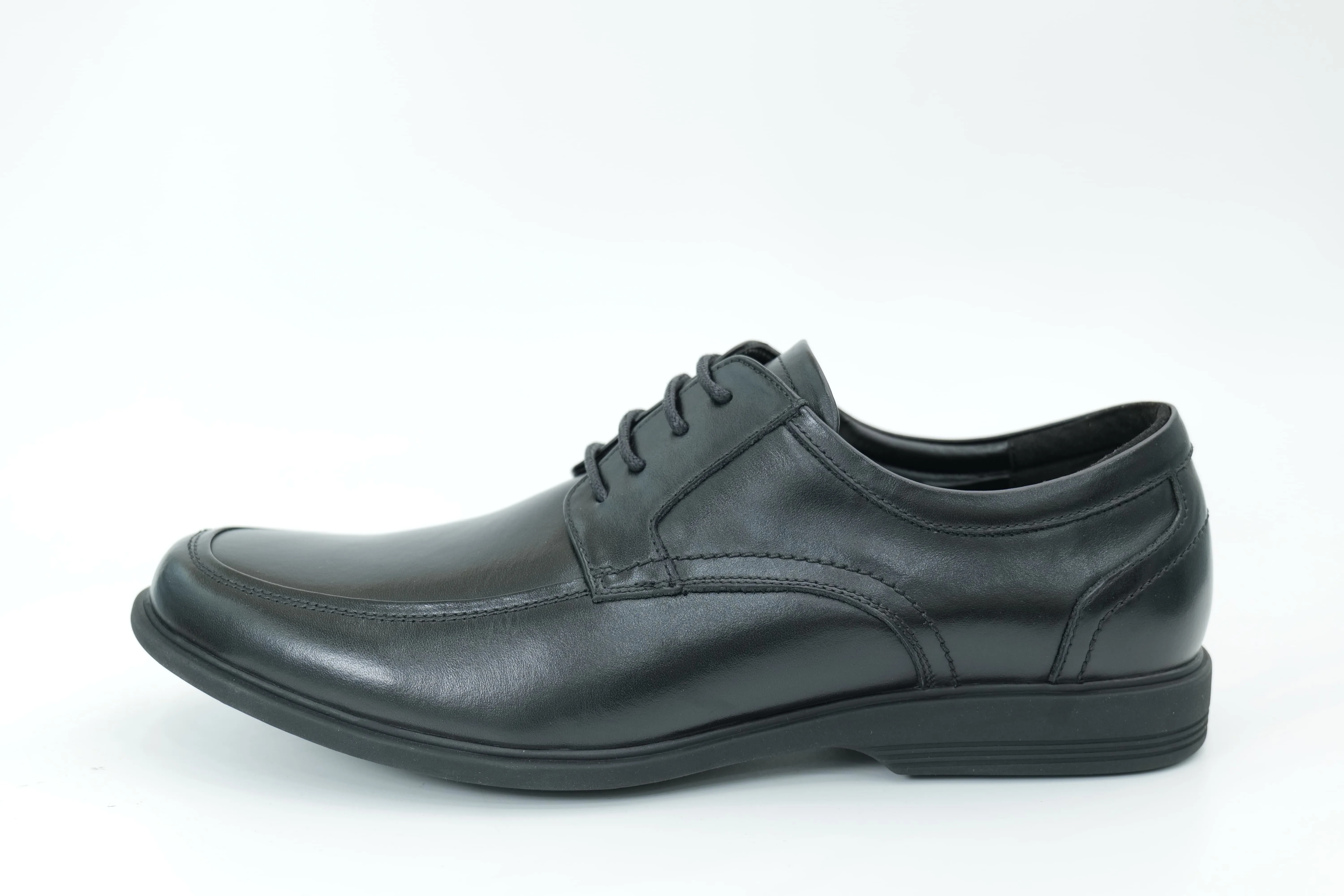 Casual shoes