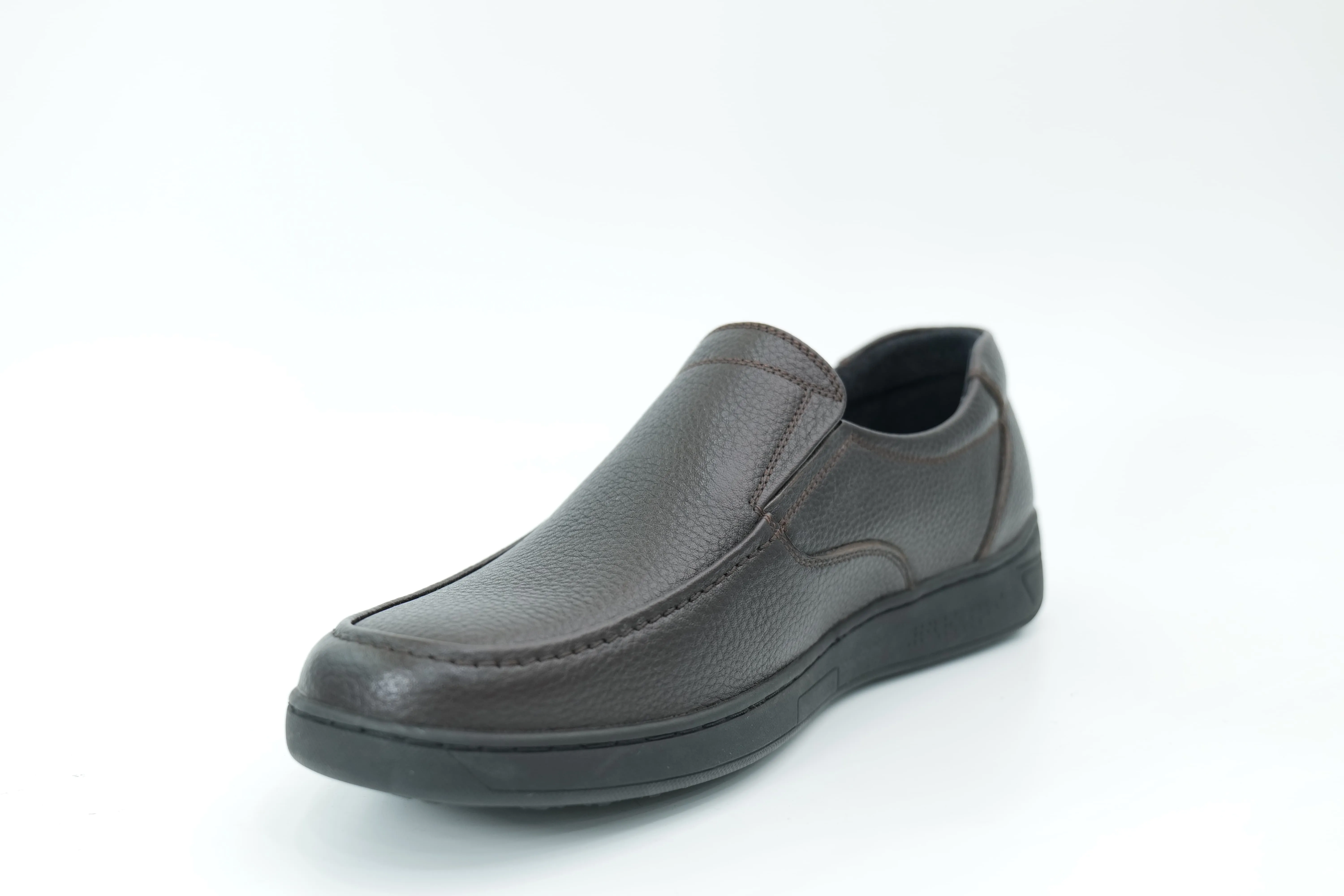 Casual shoes