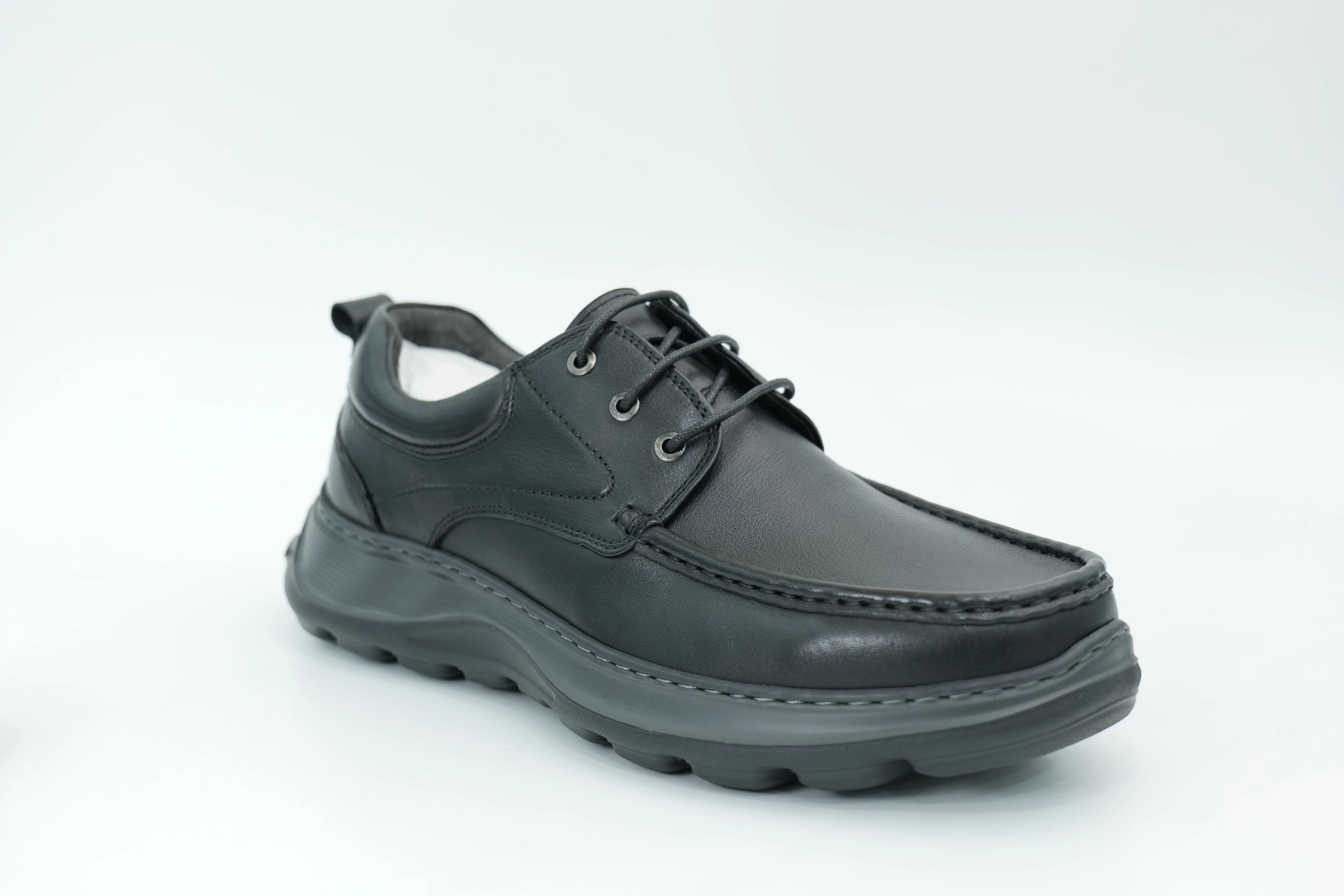 Casual shoes