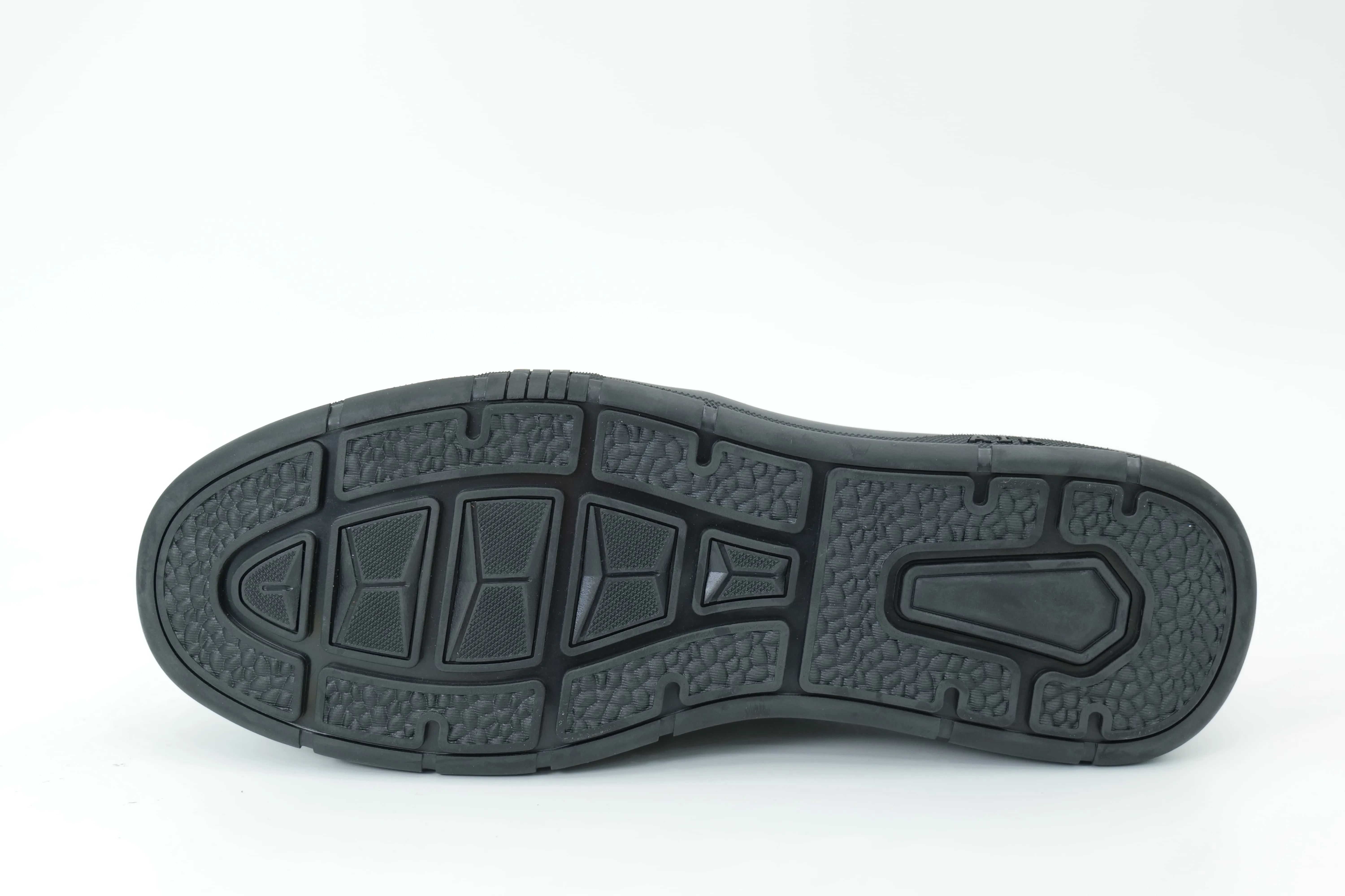 Casual shoes