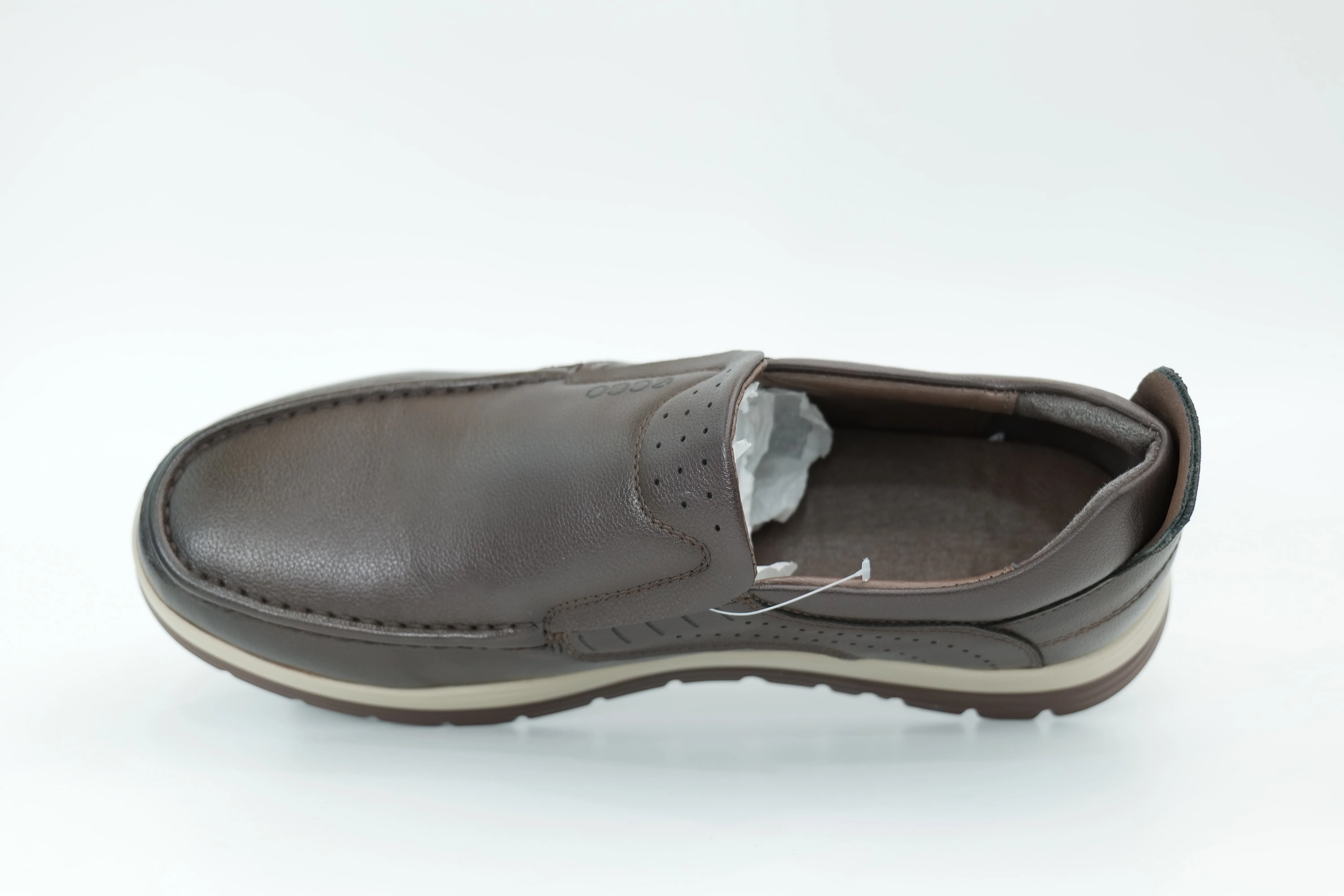 Casual shoes