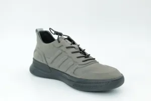 Casual shoes