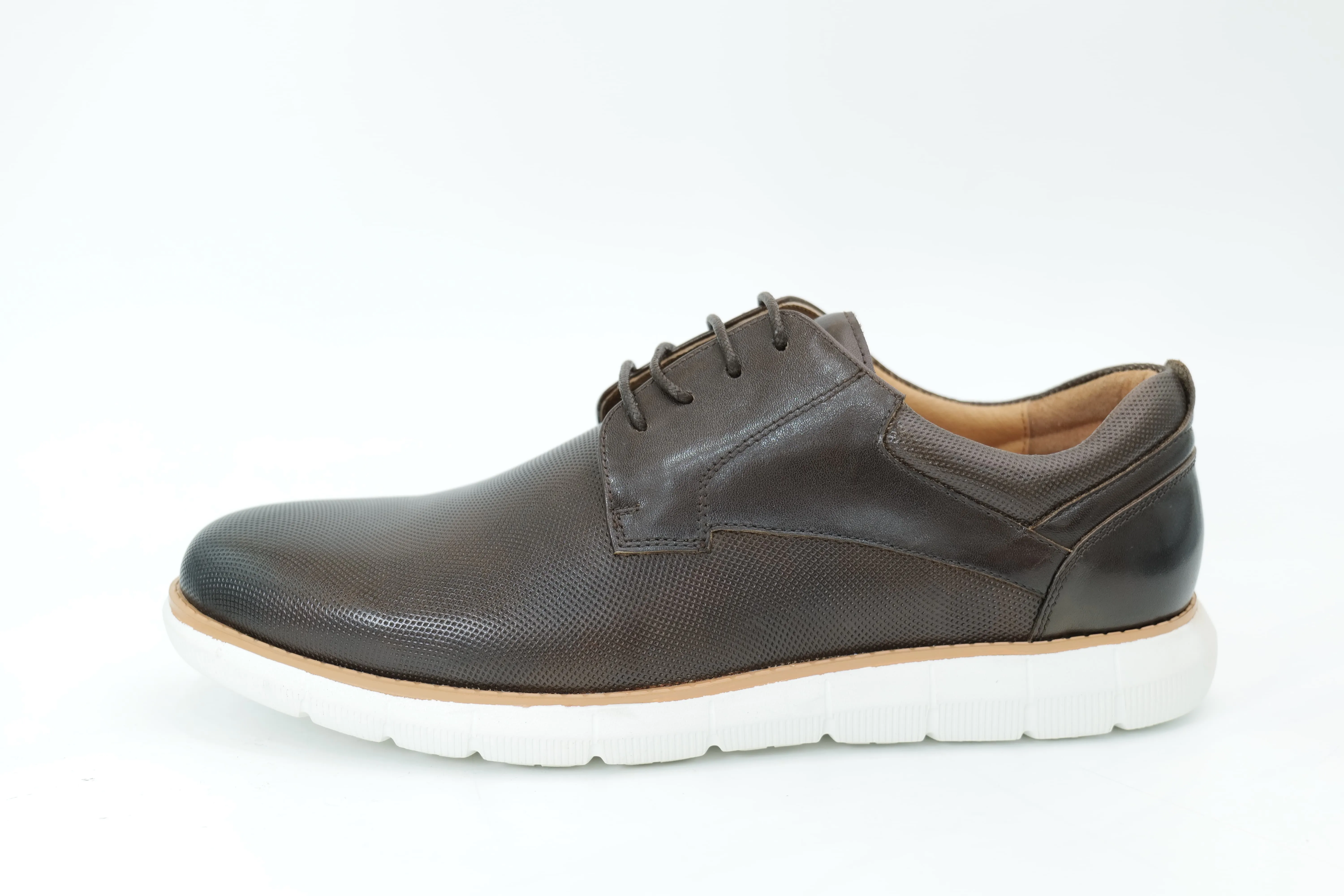 Casual shoes