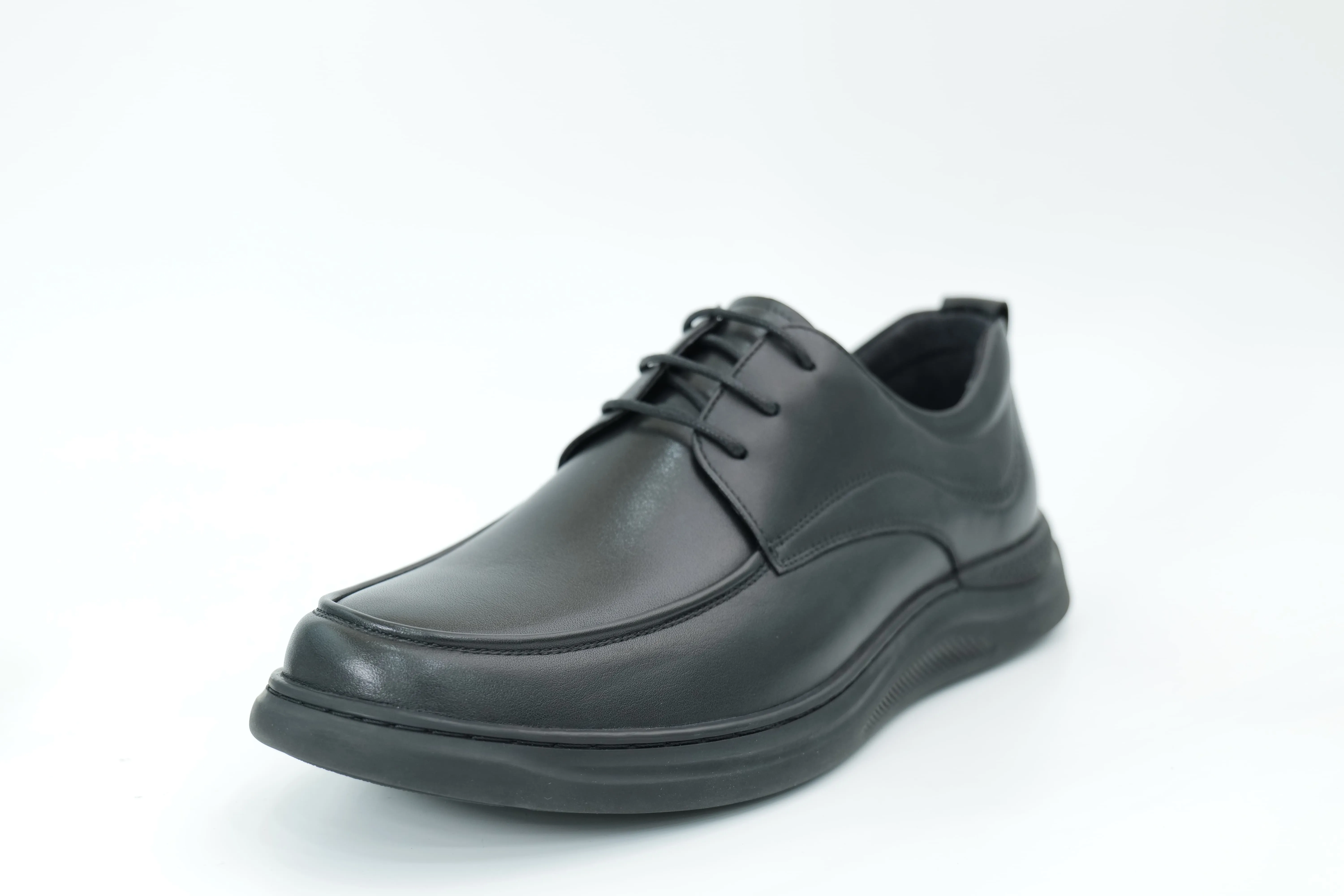 Casual shoes