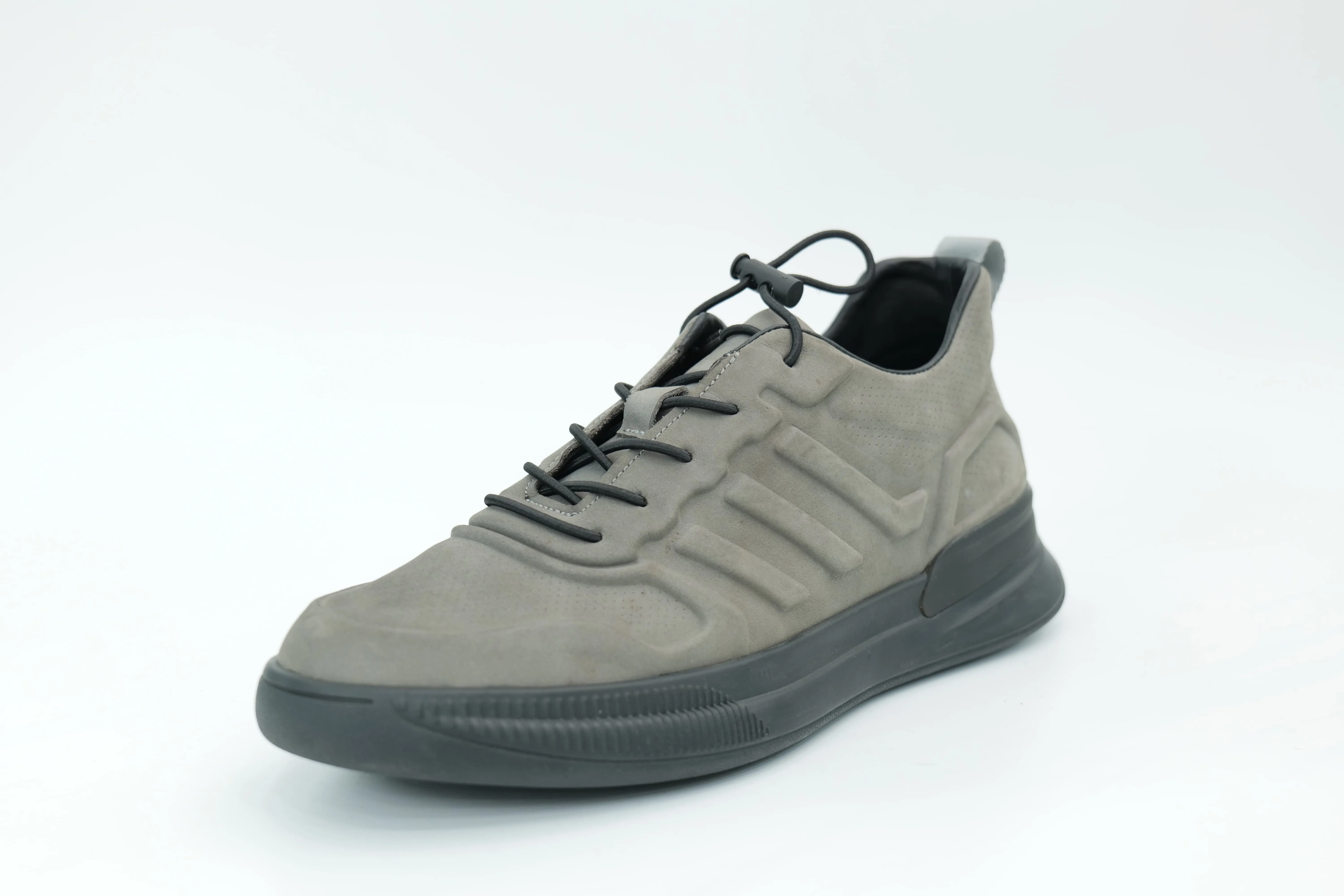 Casual shoes
