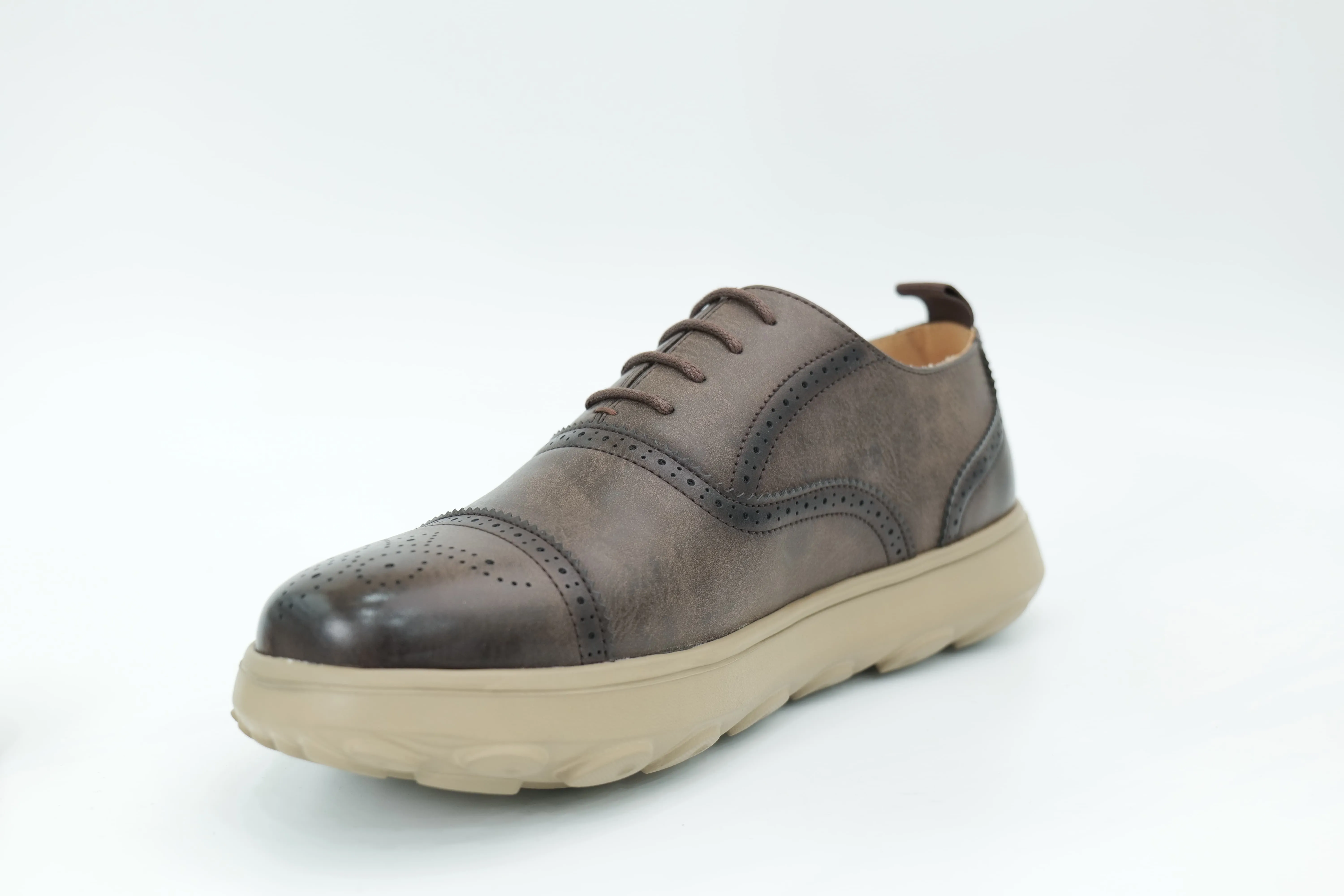 Casual shoes