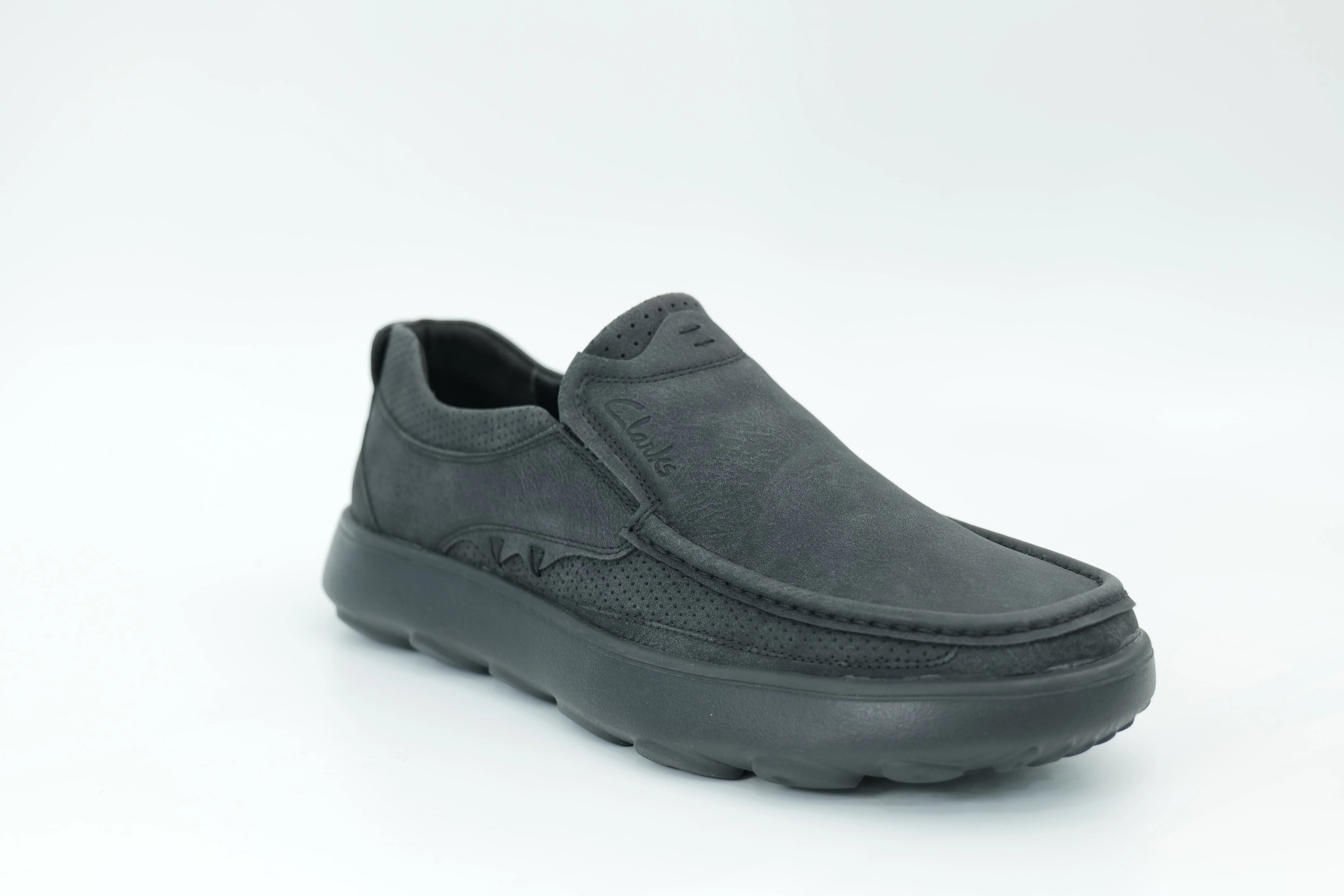 Casual shoes