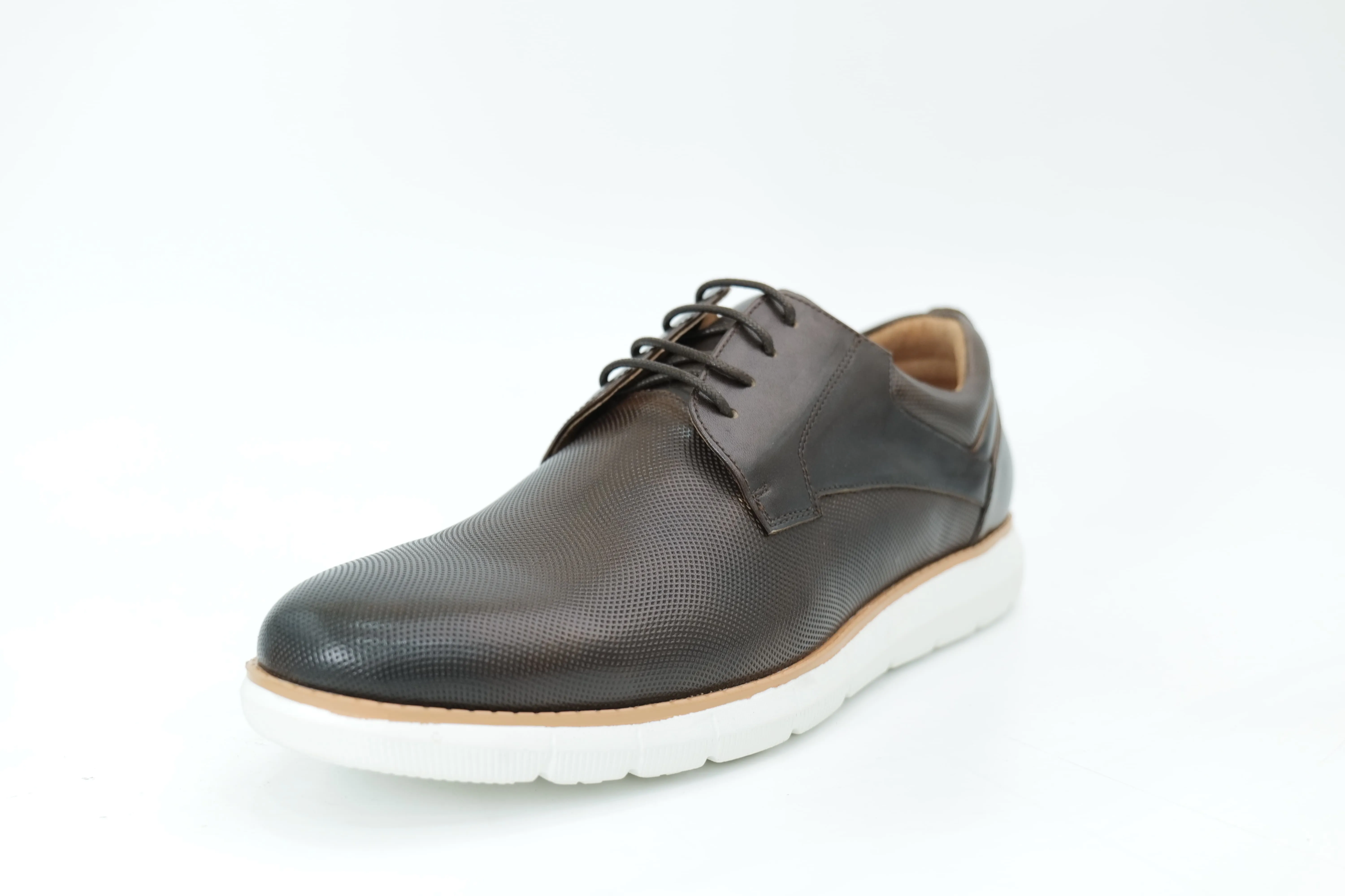 Casual shoes
