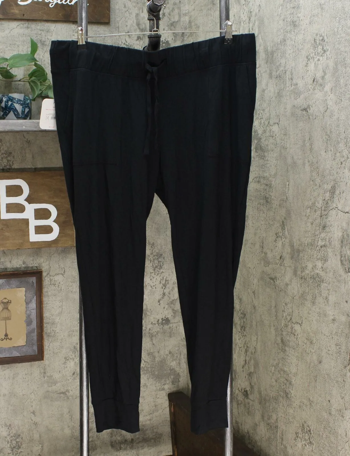 Isabel Maternity by Ingrid & Isabel Drapey Jogger Sweatpants