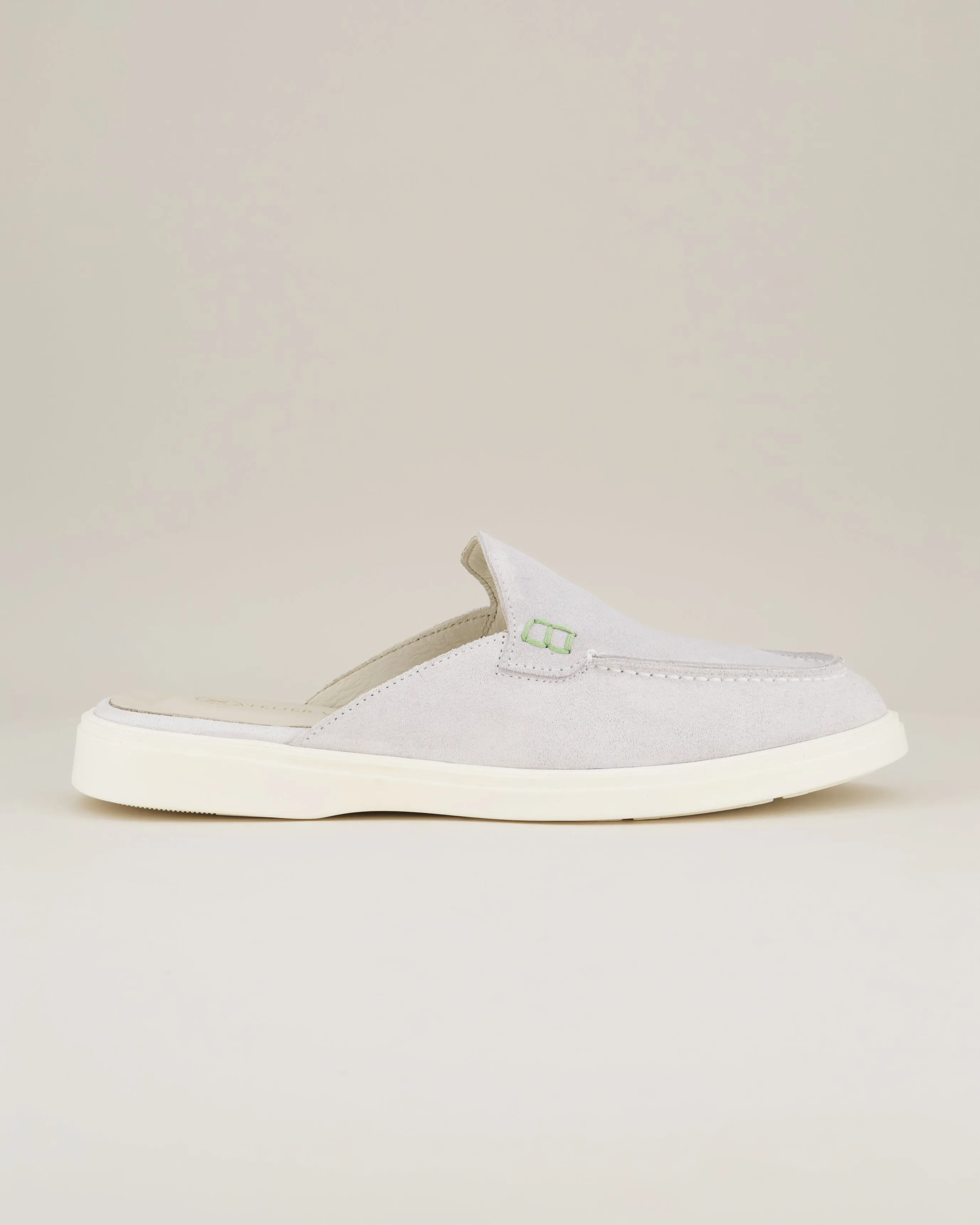 Laura Slip-On Loafer AVWSL02-Ivory