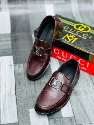 Luxury Black Leather Loafers with Gold Buckle – Premium Elegance