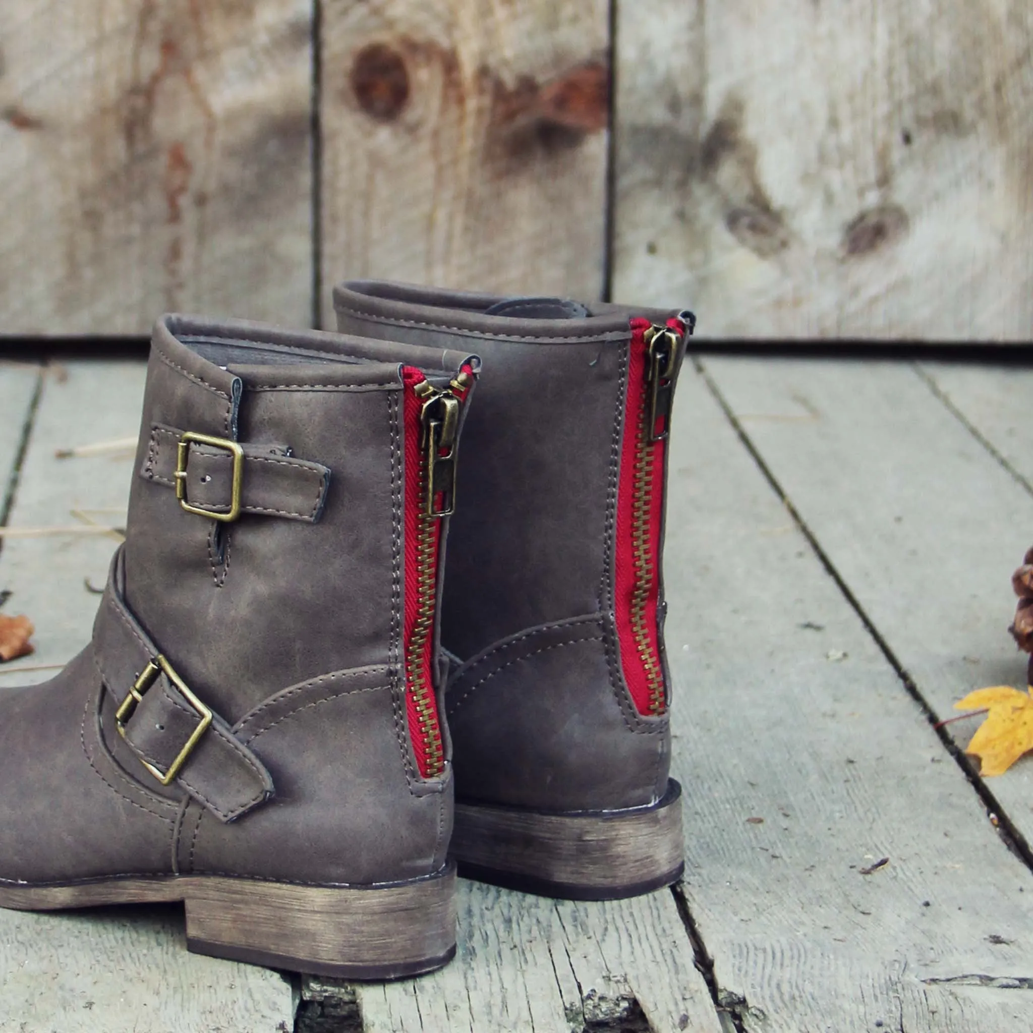 Snowy Creek Boots