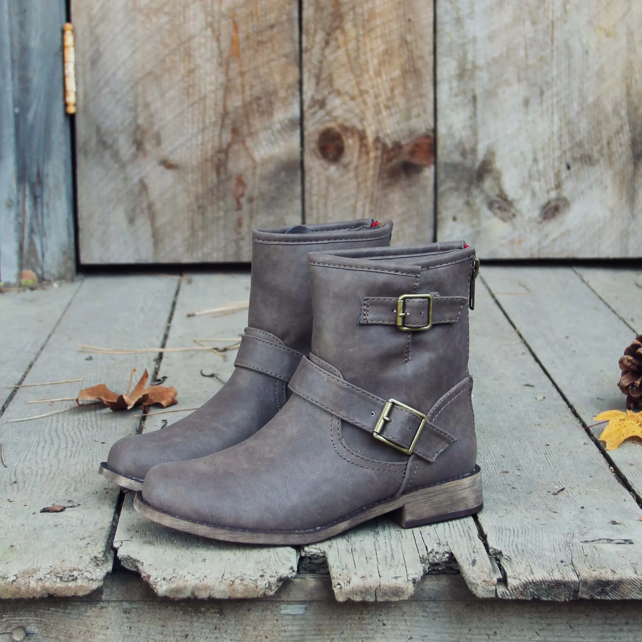 Snowy Creek Boots