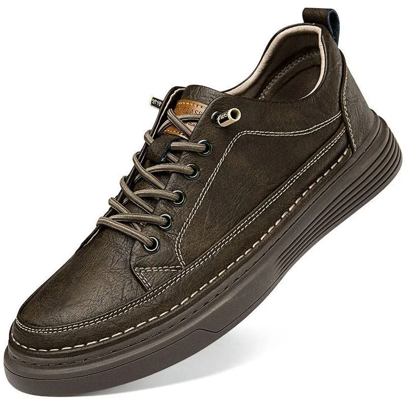 Summer New Breathable Soft Bottom Lightweight Sneakers Men's Retro Hole Casual Sneakers