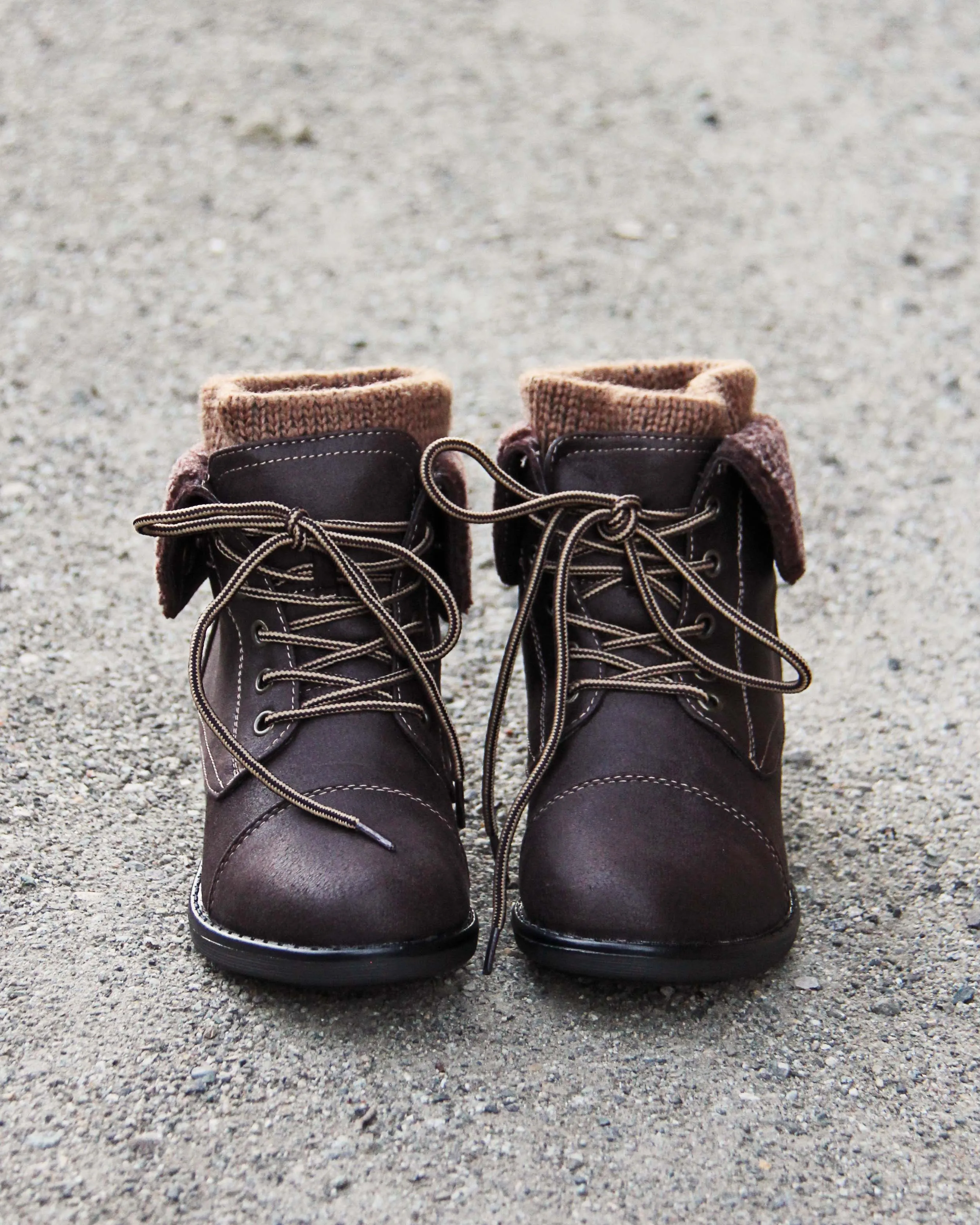 The Nor'Easter Boots in Brown