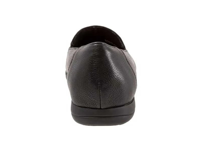 Trotters Deanna - Women's Loafer
