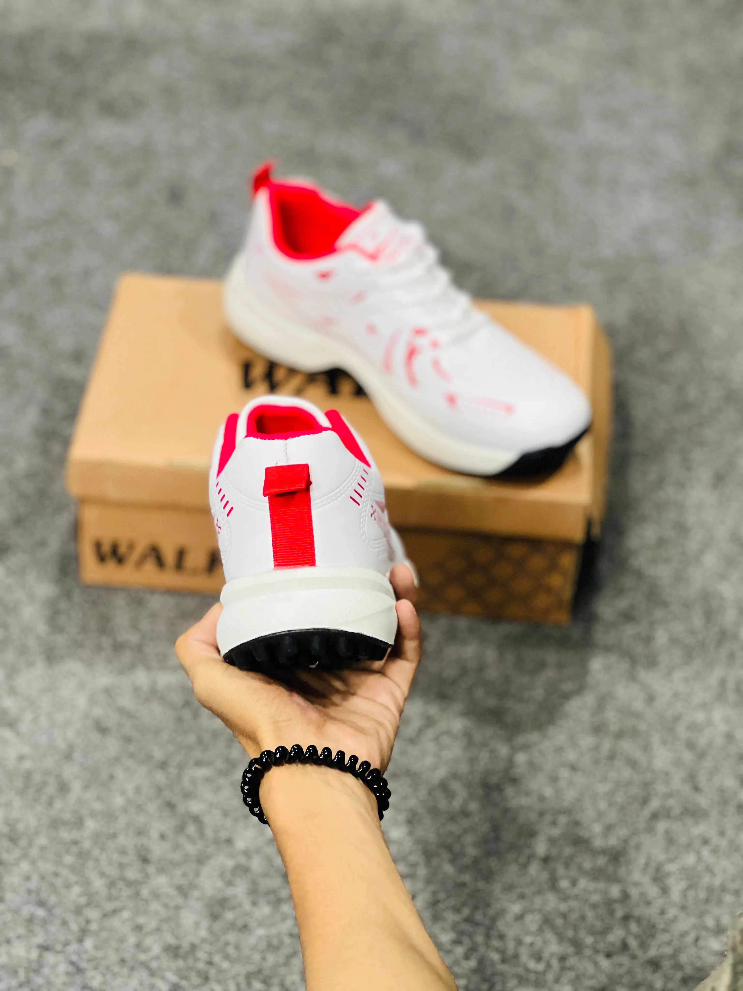 Walk Sports Gripper - White 3